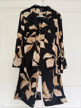 Banana Republic Black and Beige Leaf-Print Wide-Leg 2 piece Set